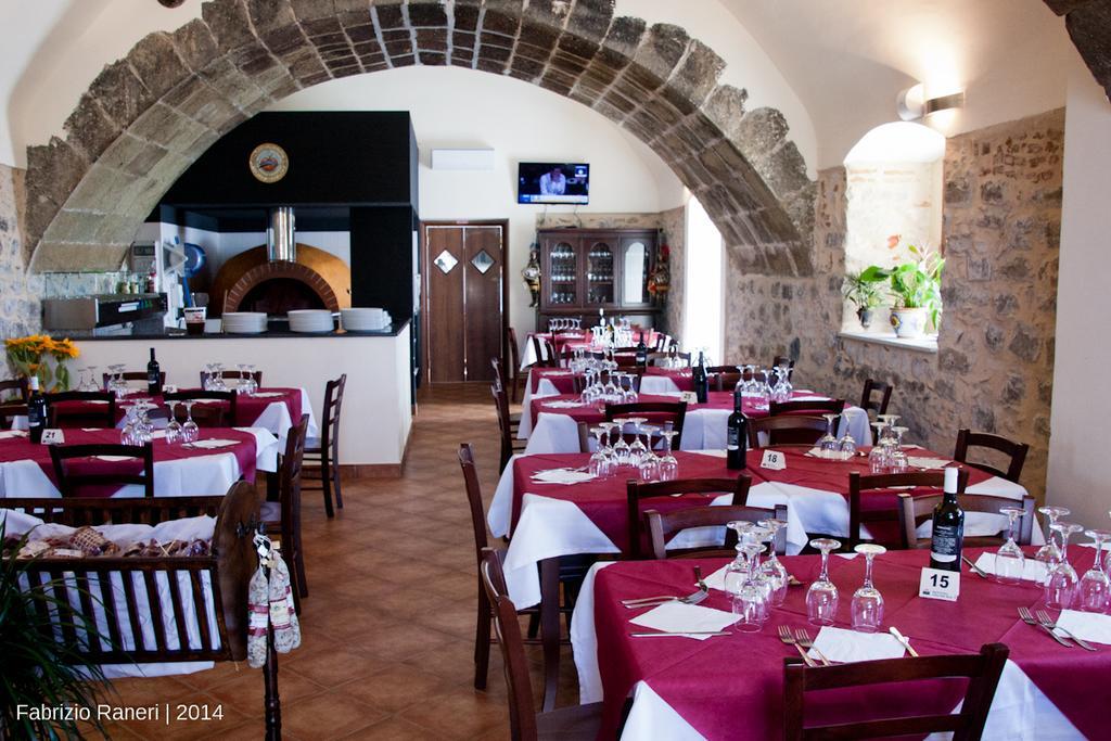 Roccella Valdemone Agriturismo Valle Dell'Etna מראה חיצוני תמונה