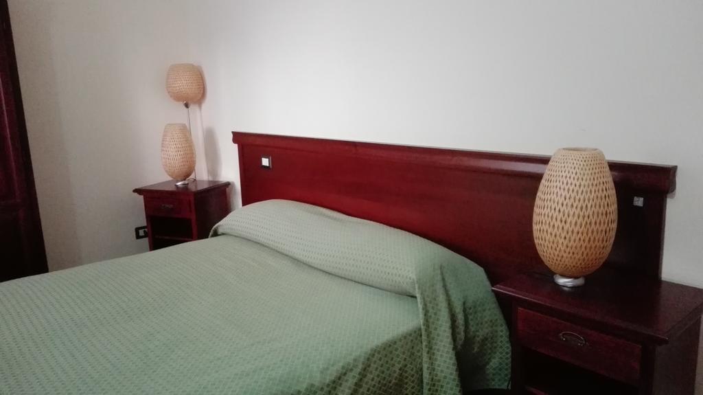 Roccella Valdemone Agriturismo Valle Dell'Etna מראה חיצוני תמונה